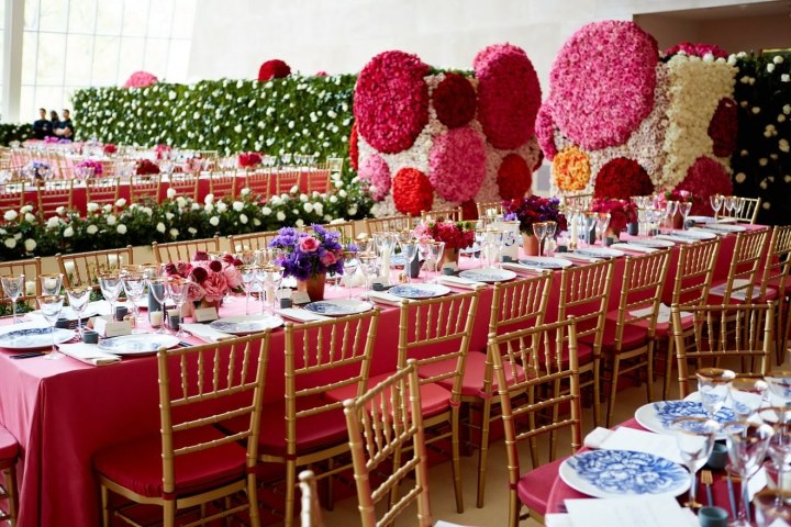 05-met-gala-2017-floral-decor