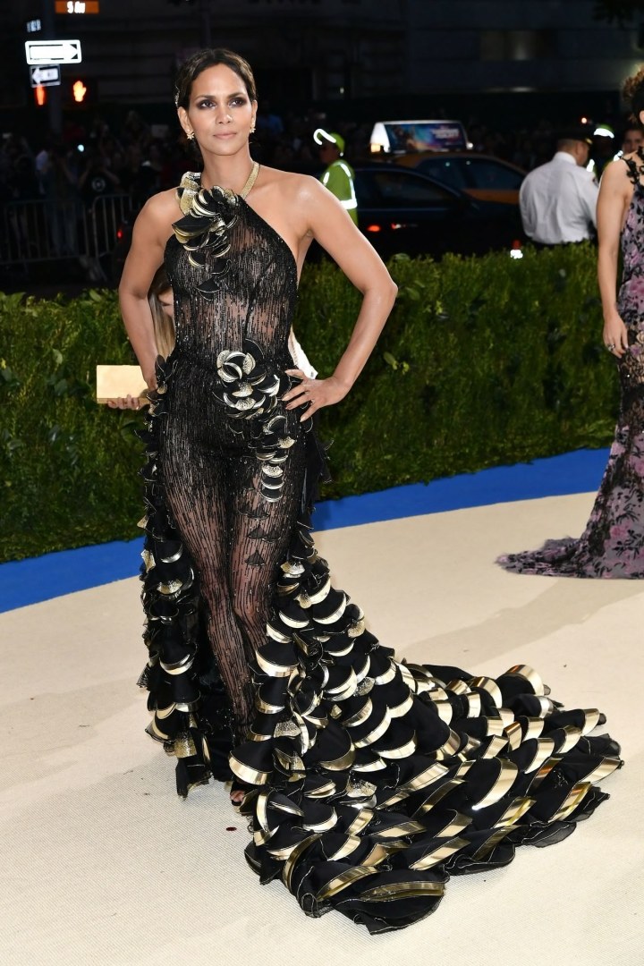 rexfeatures_8770826fp